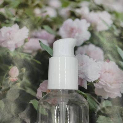 24/410 Máy bơm kem đóng cửa Lò xo bên ngoài Đầu ra 0,24ml